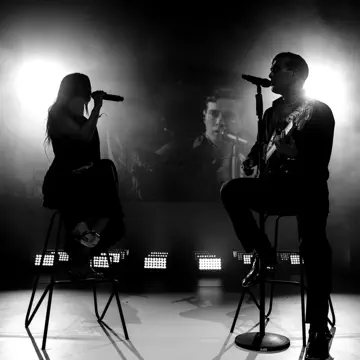 olmazlara vuruluyorum by Mert Demir & Duygu Edis